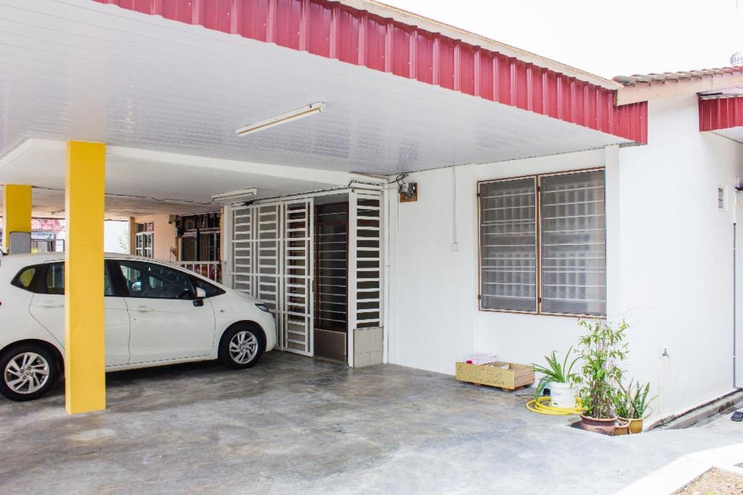 Sweet Home With 2 Auto Gates At Bm, Penang, M'Sia بوكيت ميرتاجام المظهر الخارجي الصورة